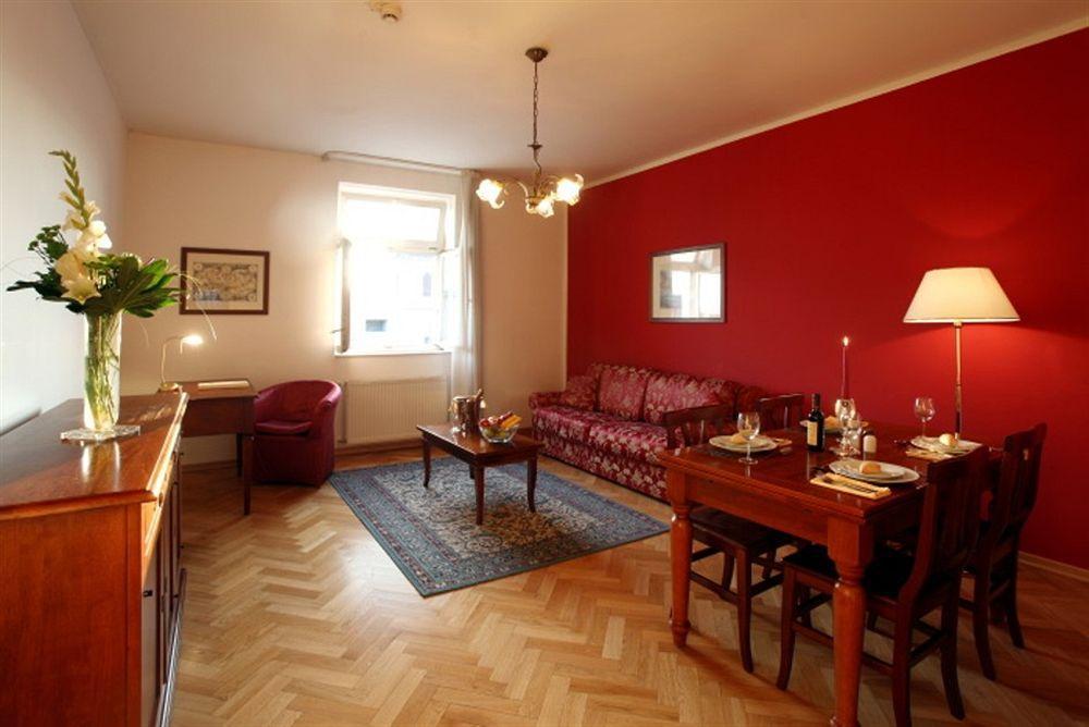 Hotel Suite Home Praha 4*
