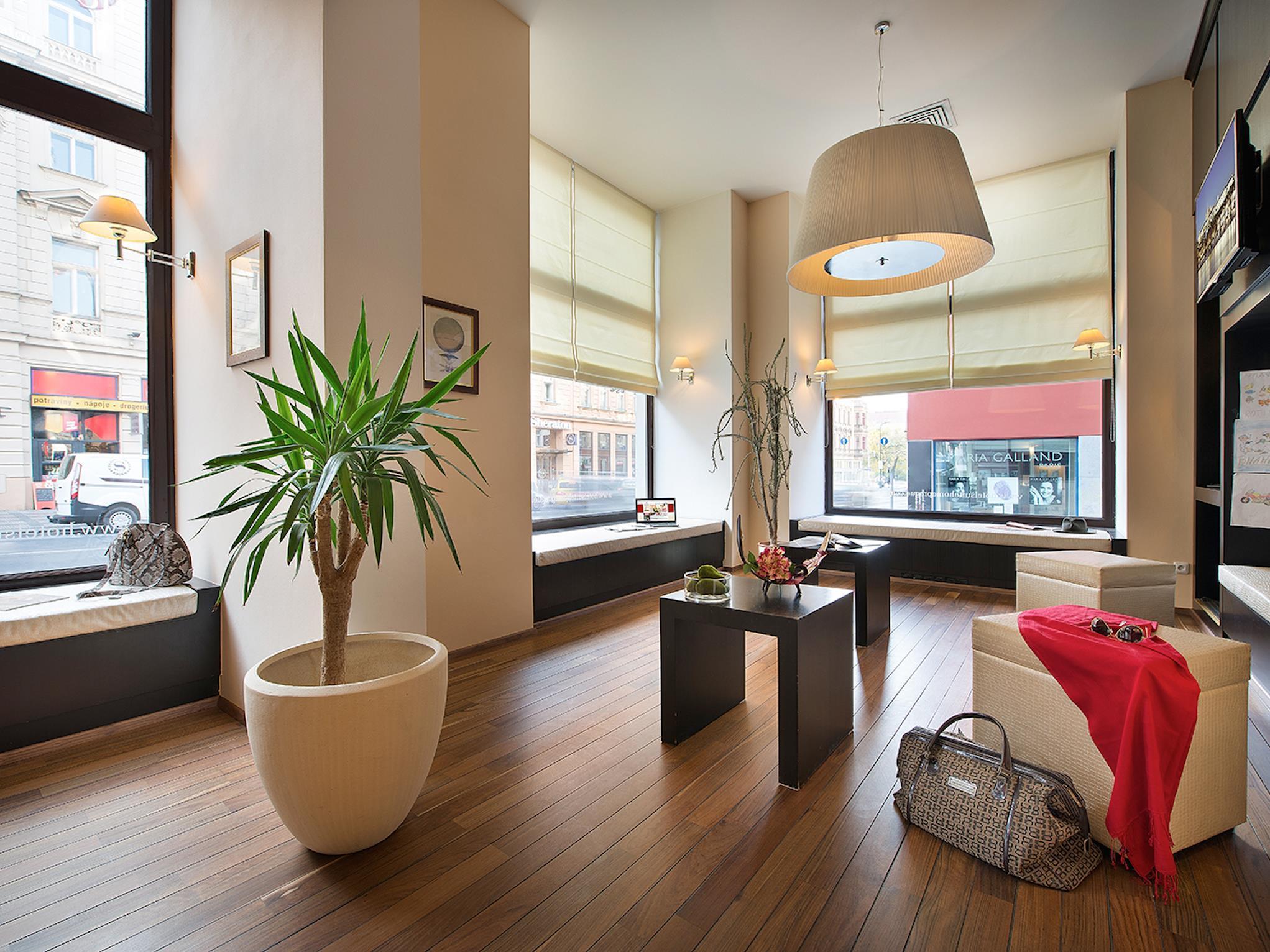 Hotel Suite Home Praha Aparthotel 4*